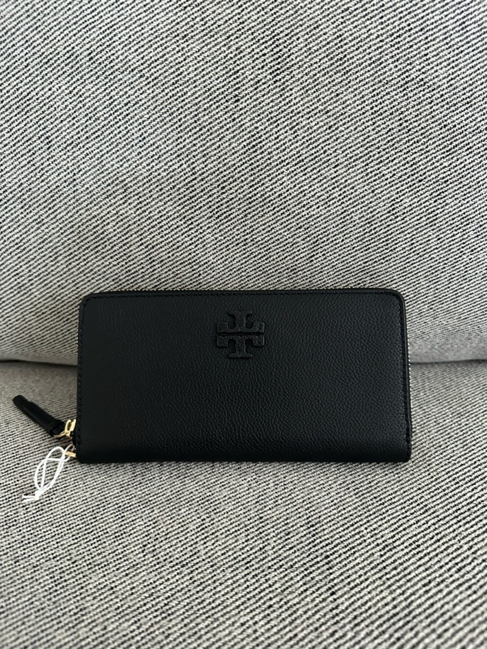 NWT Tory Burch 169972 Thea Wristlet Zip Continental Wallet Black